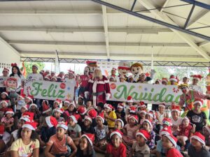 Supermercados Xtra y el Municipio de San Miguelito llevan Xtra Solidario Navideño a niños de Belisario Frías